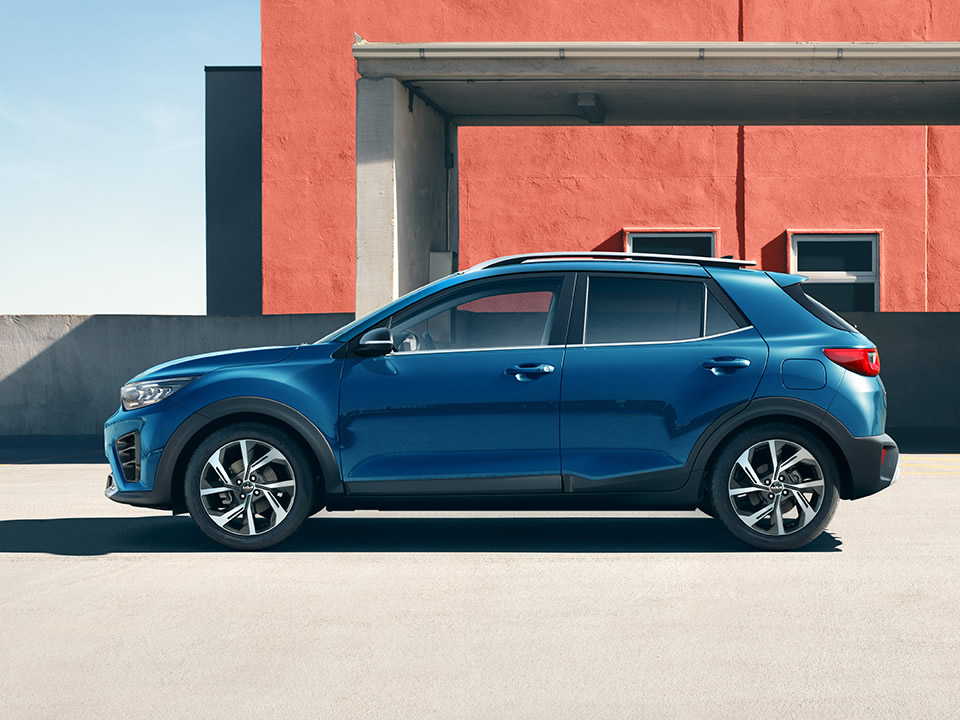 New Kia Stonic GT Line with 17" Alloy Wheels